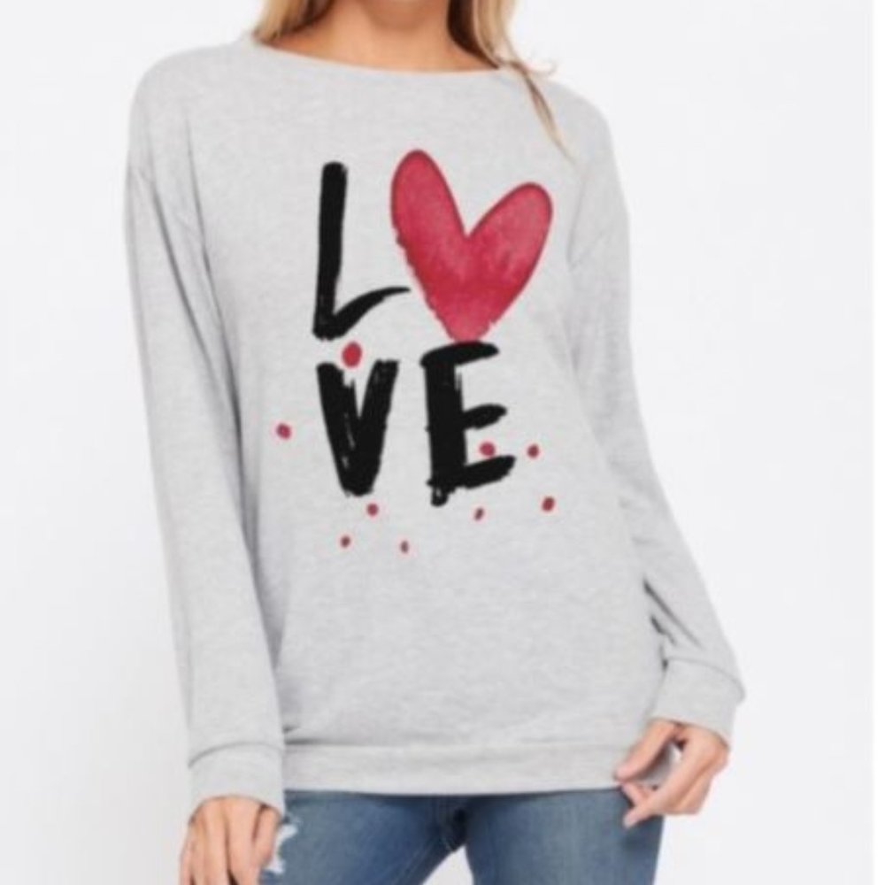 CLOSET CLEAR OUT - NWT LOVE GRAPHIC SWEATSHIRT